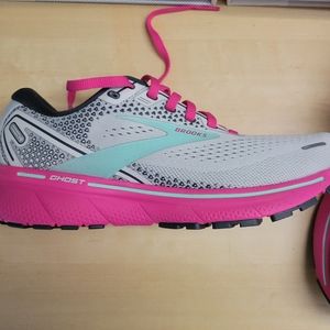 Brooks Ghost 14